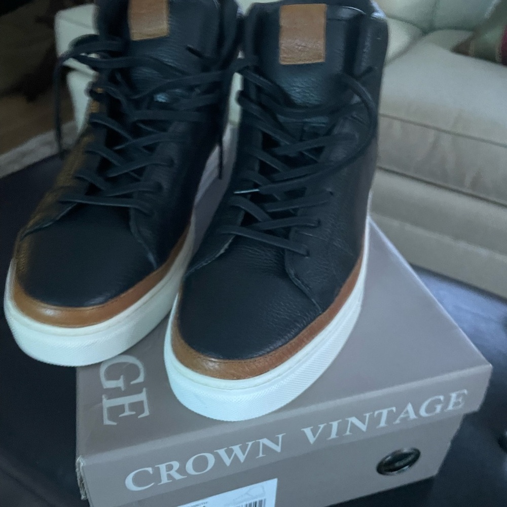 Crown Vintage Black and Tan Dressy Sneakers